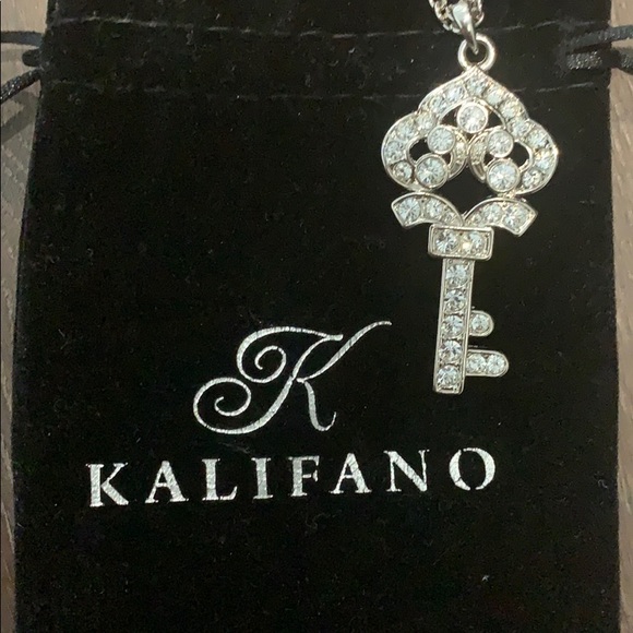 Alexander Kalifano Key Pendant - Picture 1 of 7